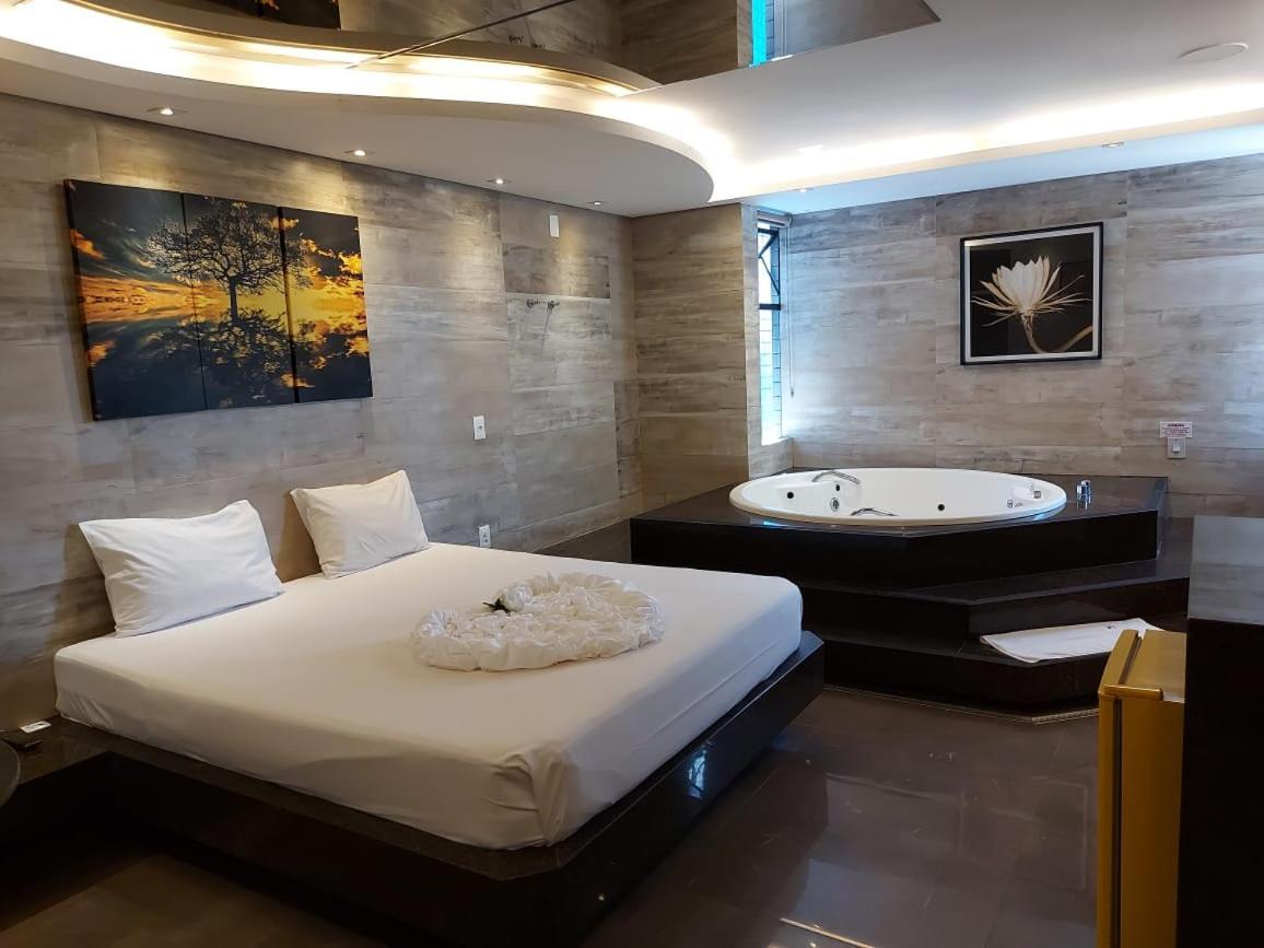 Motel Park Way นูเคลโอบันเดรานชิ ภายนอก รูปภาพ